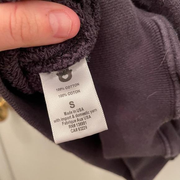 Spiritual Gangster|| SGV Classic Crew Pullover, yoga Size Small Logo, - Picture 7 of 7